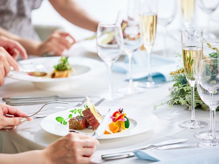 大切なゲストに贈るふたりの感謝の気持ち「美味しいおもてなし」