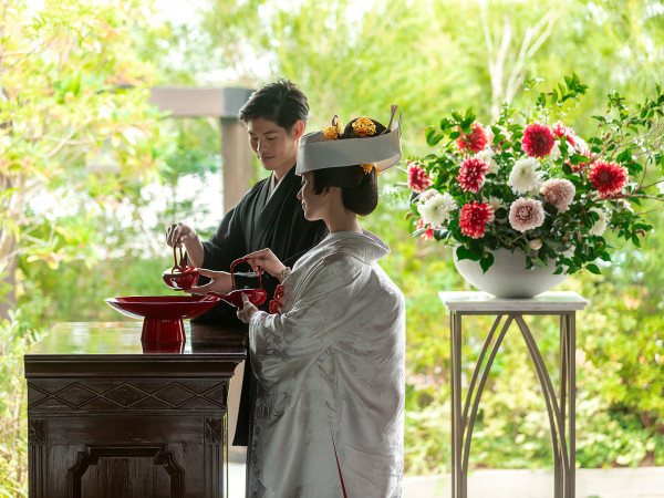 館内神殿式