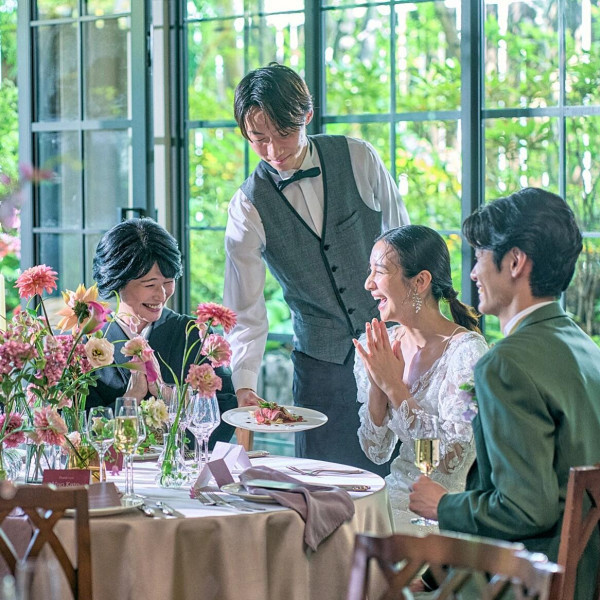 四季の移ろいと日本建築が調和した、クラシックモダンな世界観を堪能して