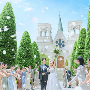 【ドレス2着特典付】初見学は挙式料全額無料☆模擬挙式＆絶品試食×試着