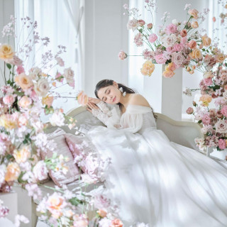 ■ドレス選べるドレスは300着以上、豊富なデザインの中からお気に入りの1着を選べます。