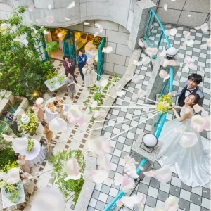 【花*緑の大聖堂×憧れドレス体験×絶品試食】HP予約*162万優待