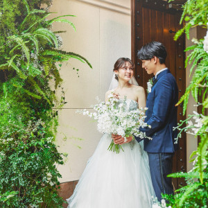 結婚式当日は緑と花が溢れる上質空間でのウエディングフォトタイムも|ザ クラブ オブ エクセレントコーストの写真(50685647)