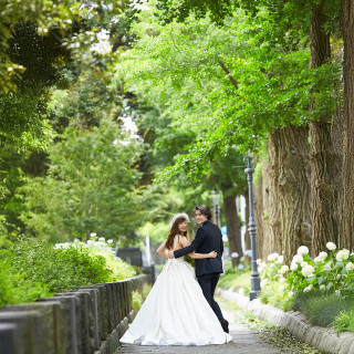 周囲には緑溢れる横浜らしいフォトジェニックなスポットがいっぱい