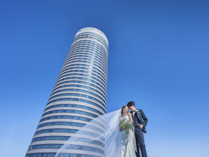 地上140mの絶景ウエディング
結婚式のその先も、
いつでも戻ってこれる場所として
