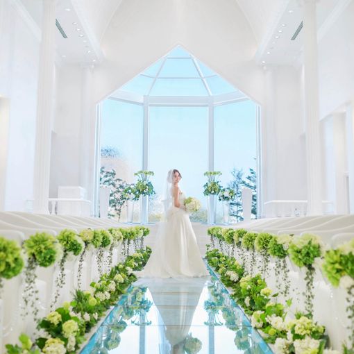 アニバーサリークラブ フラワーガーデンの結婚式の公式写真（1枚目）