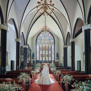 ＼挙式料全額無料／クラシカル大聖堂×料理評価◎黒毛牛オマール海老