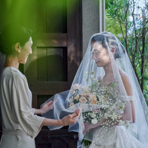 挙式前にベールダウンセレモニーを|ST.MARGARET WEDDING（セント・マーガレット ウエディング）の写真(44793799)