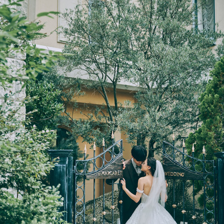 駅近の好立地はおもてなしを重視したいおふたりに選ばれるポイント