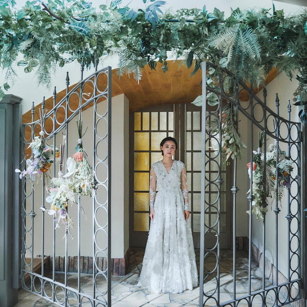 ［式場見学1軒目］ウエディングドレス3着44万円相当をプレゼント！