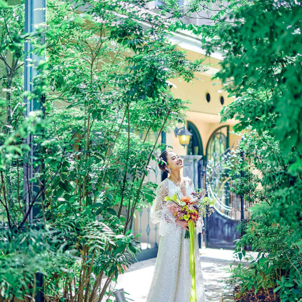 ［式場見学1軒目］ウエディングドレス3着44万円相当をプレゼント！