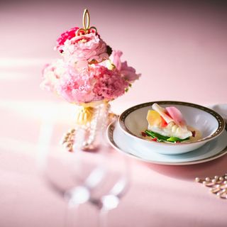 大阪城一望スカイチャペル×スイート宿泊×フルコース試食