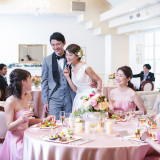 ピンクのクロスは会場を明るく華やかに見せます^^