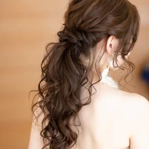 素敵なアクセサリーが引き立つシンプルなヘアスタイル|シティプラザ大阪 HOTEL&SPAの写真(7649033)