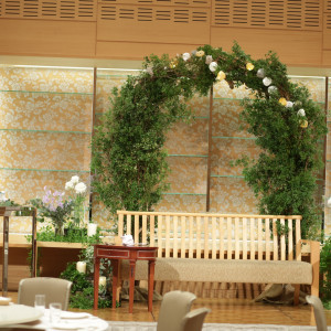 メインテーブルをソファ席でご用意も可能|シティプラザ大阪 HOTEL&SPAの写真(7502381)