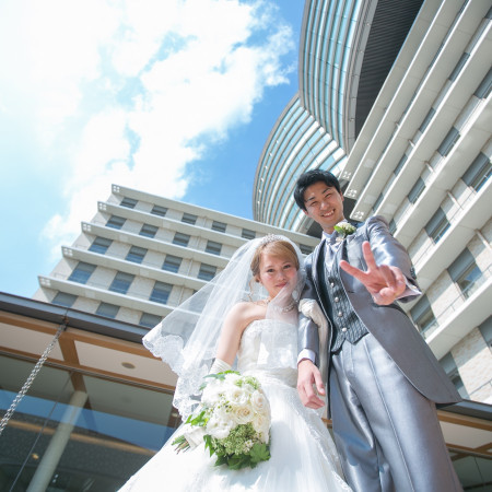 写真撮影やアフターセレモニーなど使い方様々なチャペルガーデン