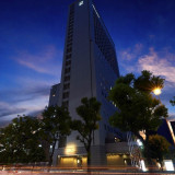 高層階の美しい夜景とともに仲の良い友人とたのしいアフターパーティも。