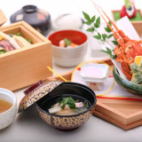 ブライダルフェアでのご試食会も定期的に開催。まずはお二人でお確かめください。