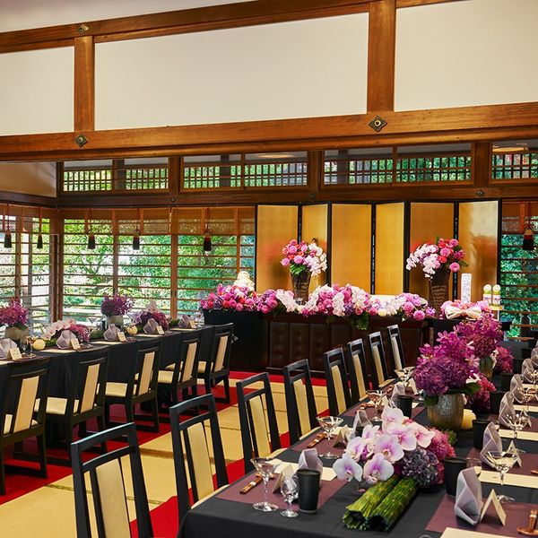 神館「彩葉(いろは)」コーディネート
紫をベースにした高貴な印象の演出|住吉大社の写真(1184668)