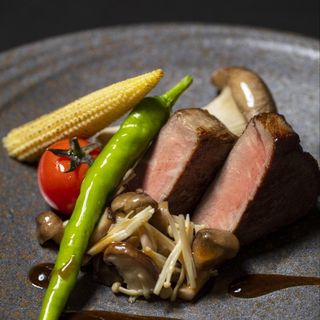 【ギフト10万＆国産牛試食】ガーデン付貸切邸宅×純白チャペル体験