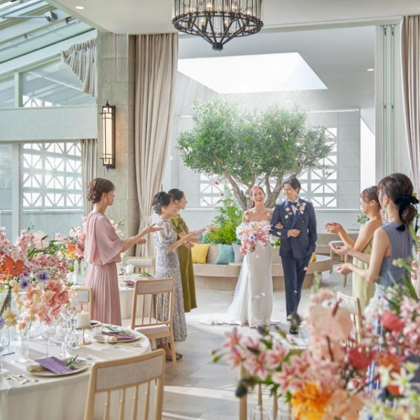 テラスで叶う、開放的で爽やかな演出