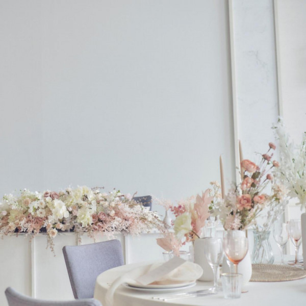 【装花から8万円オフ】お二人だけのフラワーコーディネートをお得に叶えて