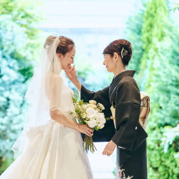 《結婚式必須アイテムより最大90万円優待!》平日のご結婚式も可能〇