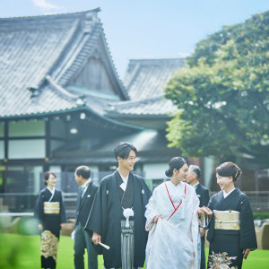 残席僅か【初見学でも安心】和も洋も叶う庭園の儀式殿体験×花嫁和装試着