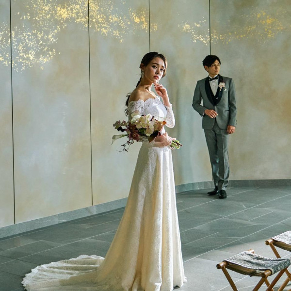 【庭園の儀式殿】では、これまでの神前挙式とはひと味違う演出も可能にします