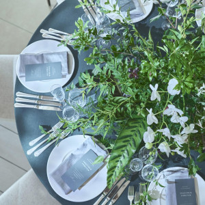 濃いトーンでまとめてシックに|アニヴェルセル 表参道の写真(56019660)