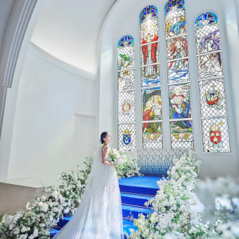 ステンドグラスの輝きを感じて