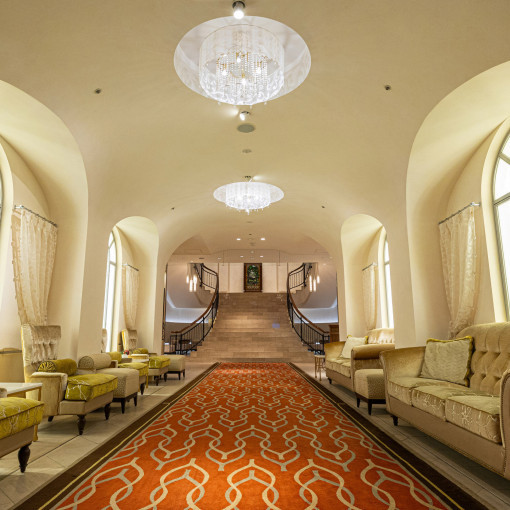 アニヴェルセル 表参道