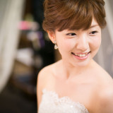 一番輝いている新婦の笑顔。
それを引き立たせてくれるあなたに合ったヘアメイクを1からご相談致します。