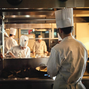 日本の四季折々の食材も吟味して、日本人のためのフレンチを追求しています|アーカンジェル代官山/テイクアンドギヴ・ニーズウェディングの写真(49780705)