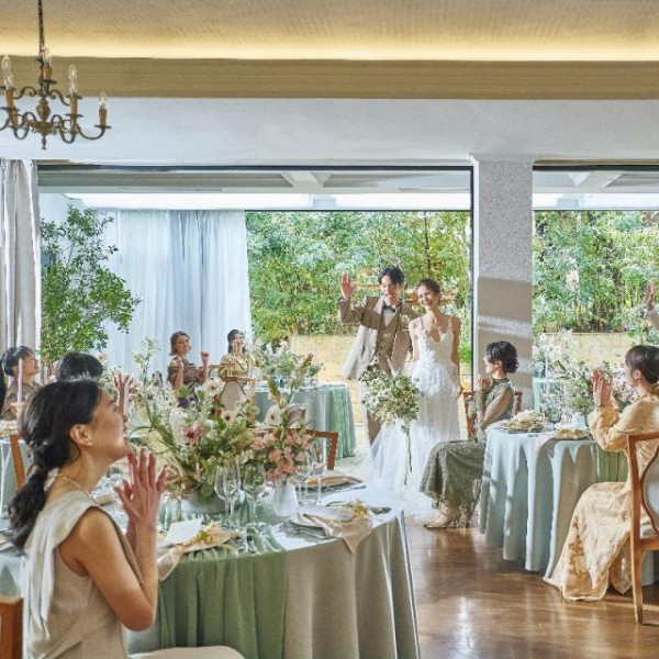 公式HPからのご予約でカタログギフトプレゼント