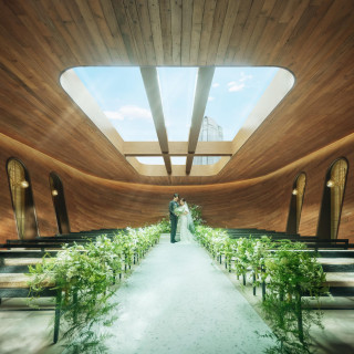 1件目の式場見学の方は挙式料半額プレゼント!