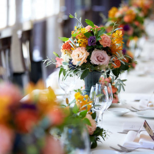 テーブル装花はフローリストとじっくり相談。|小笠原伯爵邸の写真(23612706)
