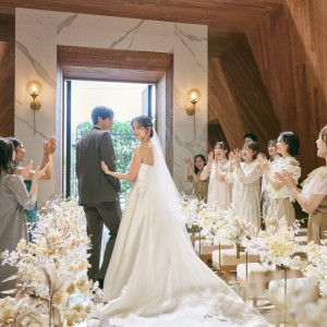 ふたりらしさ溢れる自然体のセレモニーが叶う|アーフェリーク白金/テイクアンドギヴ・ニーズウェディングの写真(55834831)