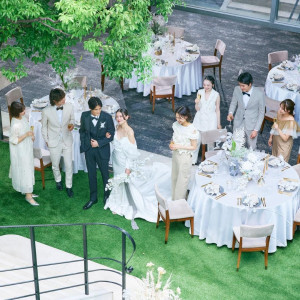 ガーデンのフォトタイムでは、思わず笑顔があふれる沢山の想い出を残して|アーフェリーク白金/テイクアンドギヴ・ニーズウェディングの写真(55854560)