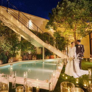 キャンドルやイルミネーションも輝きを添えドラマチックな雰囲気に変わります|アーフェリーク白金/テイクアンドギヴ・ニーズウェディングの写真(55854561)