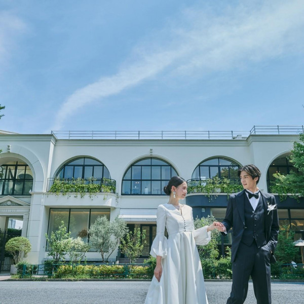 プラチナ通り沿いの煌めく貸切り一軒家