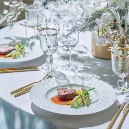 アーフェリーク白金/テイクアンドギヴ・ニーズウェディング