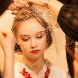 新婦様の最高の笑顔を美しく残すプロフェッショナルなヘアメイクスタッフがお手伝いさせていただきます