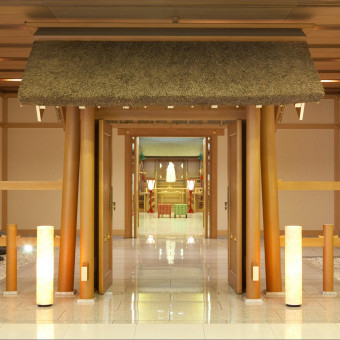 館内に本格的な神殿を完備。50名様まで参列可能。