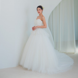 憧れの「ISAMU MORITA・JILL STUART・ハツコエンドウ・蜷川実花」を始め、世界的に支持されるドレス|ララシャンス 博多の森の写真(54103546)