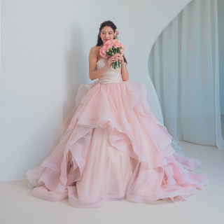 憧れの「ISAMU MORITA・JILL STUART・ハツコエンドウ・蜷川実花」を始め、世界的に支持されるドレス