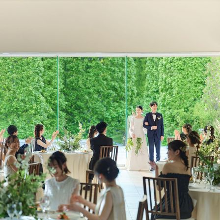 森に囲まれた披露宴会場|ララシャンス 博多の森の写真(55857466)