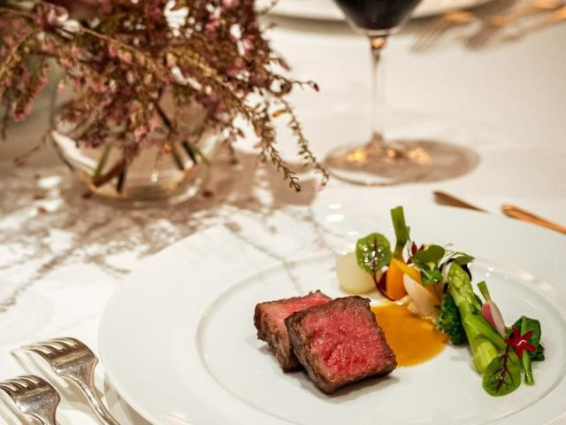 来館特典：26周年記念メニュー5万円試食へご招待