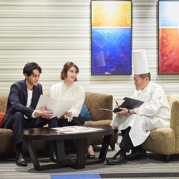 シェフとの打合せでお二人のこだわりを聞かせて！|神戸ポートピアホテルの写真(47379665)