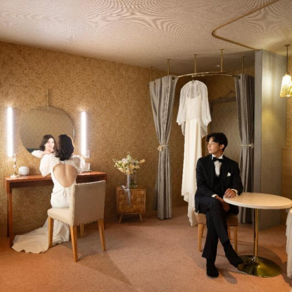 ★人気ドレス20万円OFF！